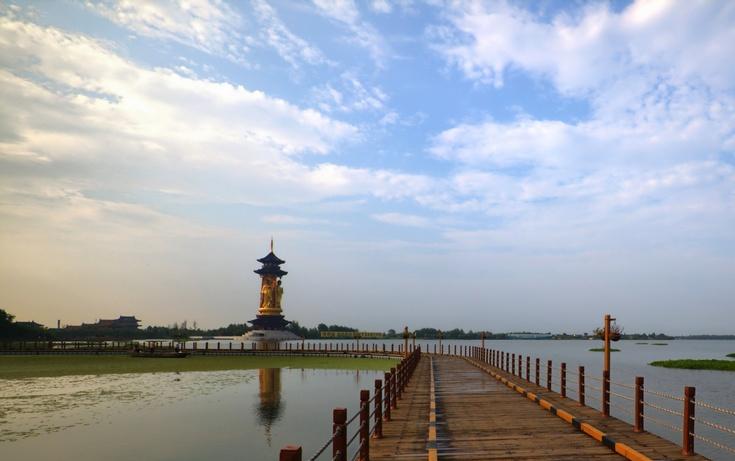 http://pic1.arkoo.com/qinhuwetland/picture/096DC8B7F2024C10.jpg